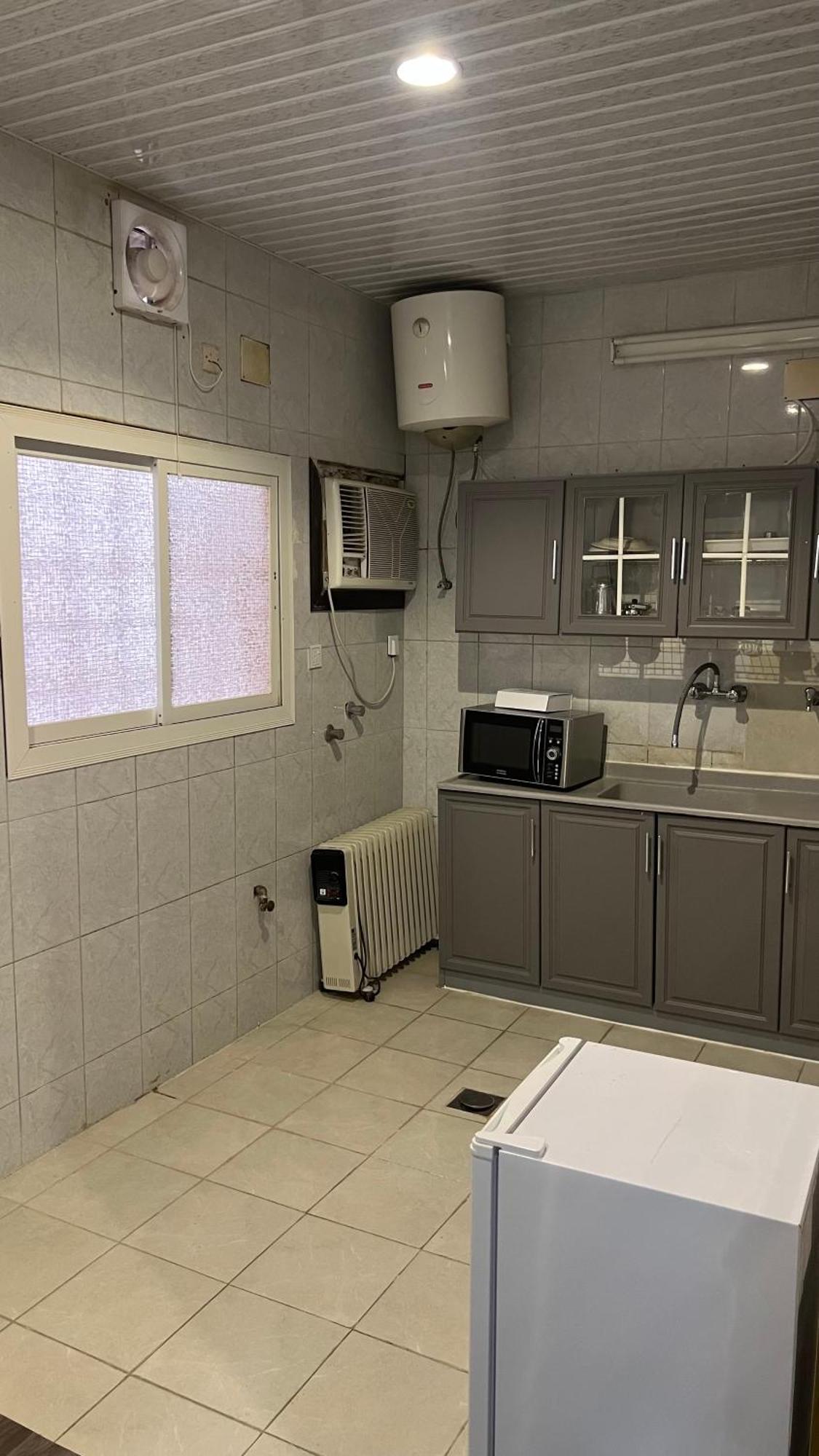 Apartment لانا مفروشة Lana Alula *