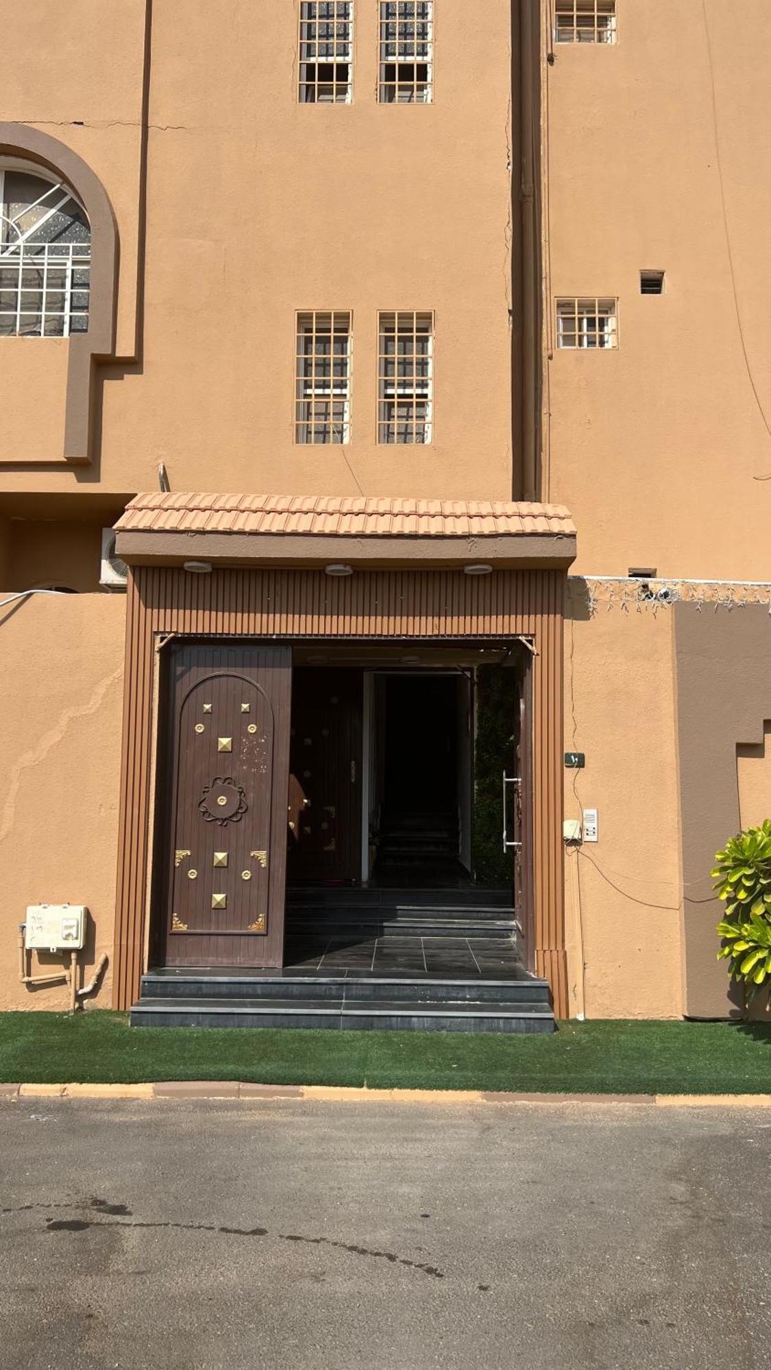Apartment لانا مفروشة Lana Alula *